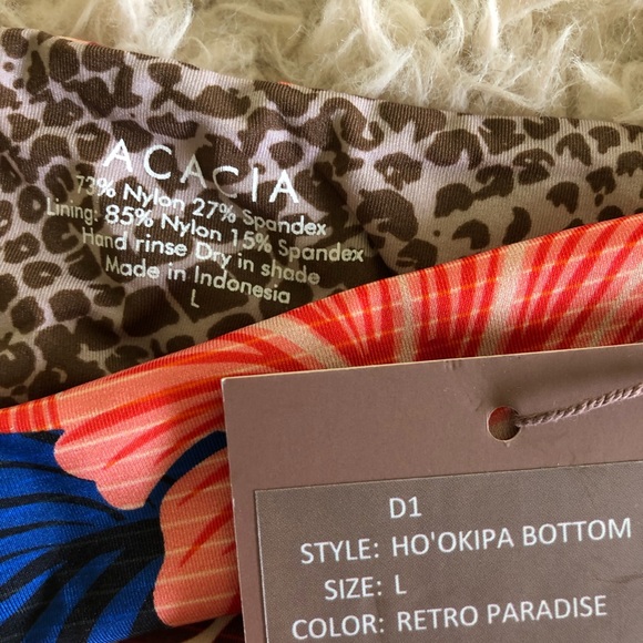 Acacia Hookipa bottom in Retro Paradise - Picture 8 of 8